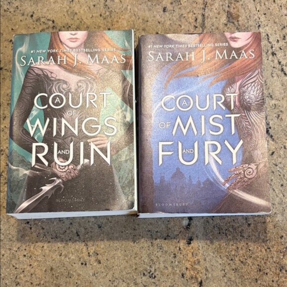 Other - A Court of Wings and Ruin & A Court of Mist and Fury Books